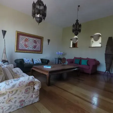 La Petite Гуатиса